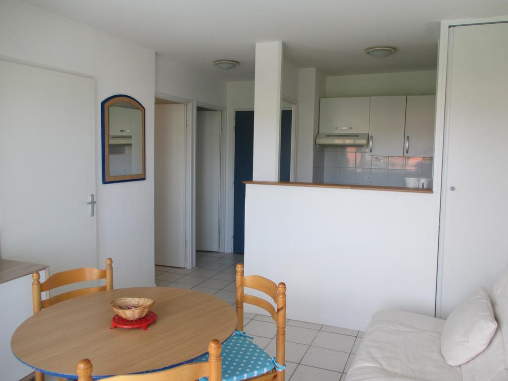 Appartement Golf Et Nivelle Avec Piscine Et Parking Ciboure Quarto foto